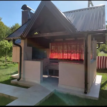 Villa Kuca-villa Celebici